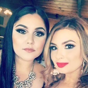 Meet your Posher, Itzel